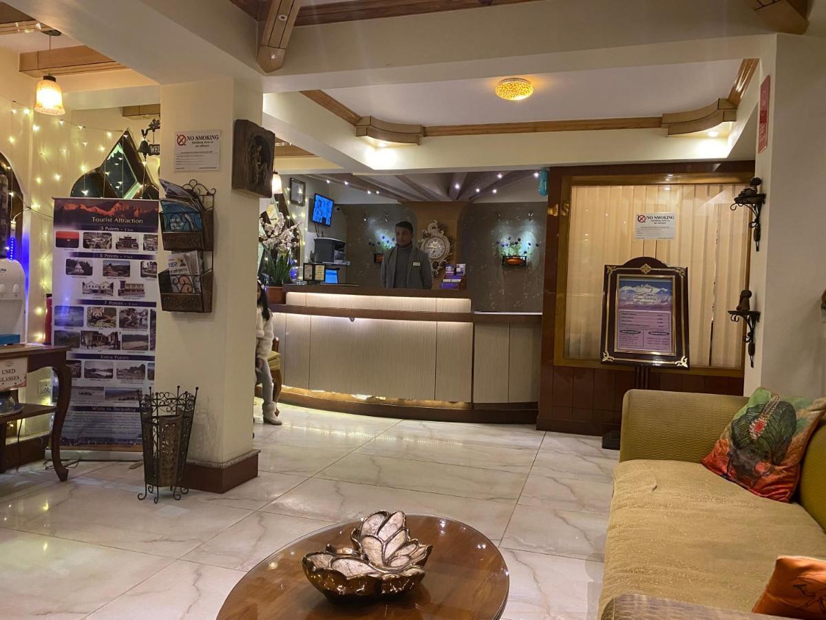 מלון דרג'ילינג Omega Residency מראה חיצוני תמונה
